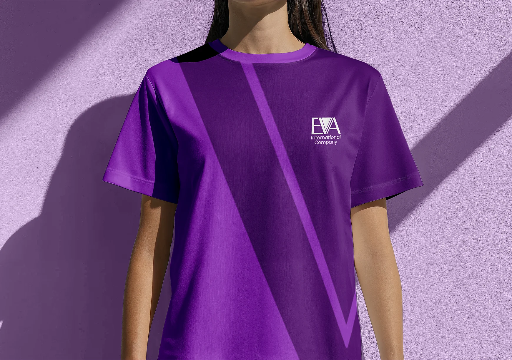 Novo uniforme da EVA International Company